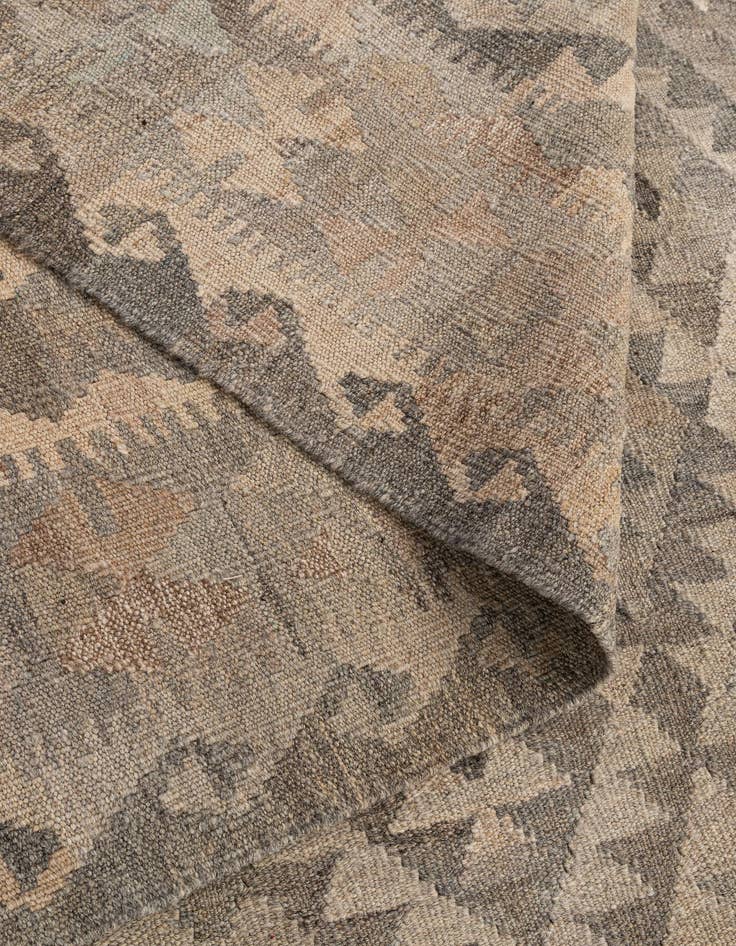 Detail image of  6' 9 x 9' 9  Hand Woven Kilim Maymana Wool Rug