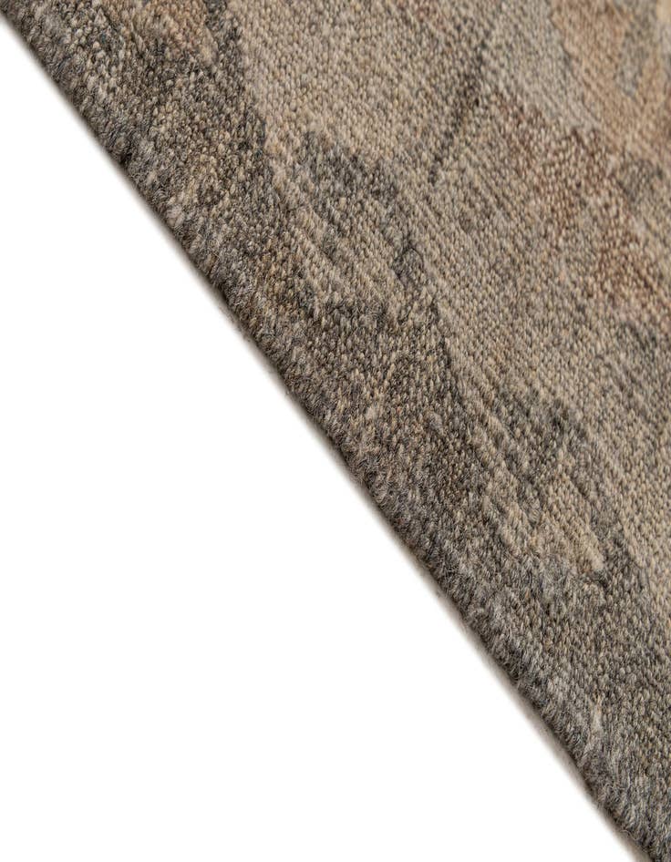 Detail image of  6' 9 x 9' 9  Hand Woven Kilim Maymana Wool Rug