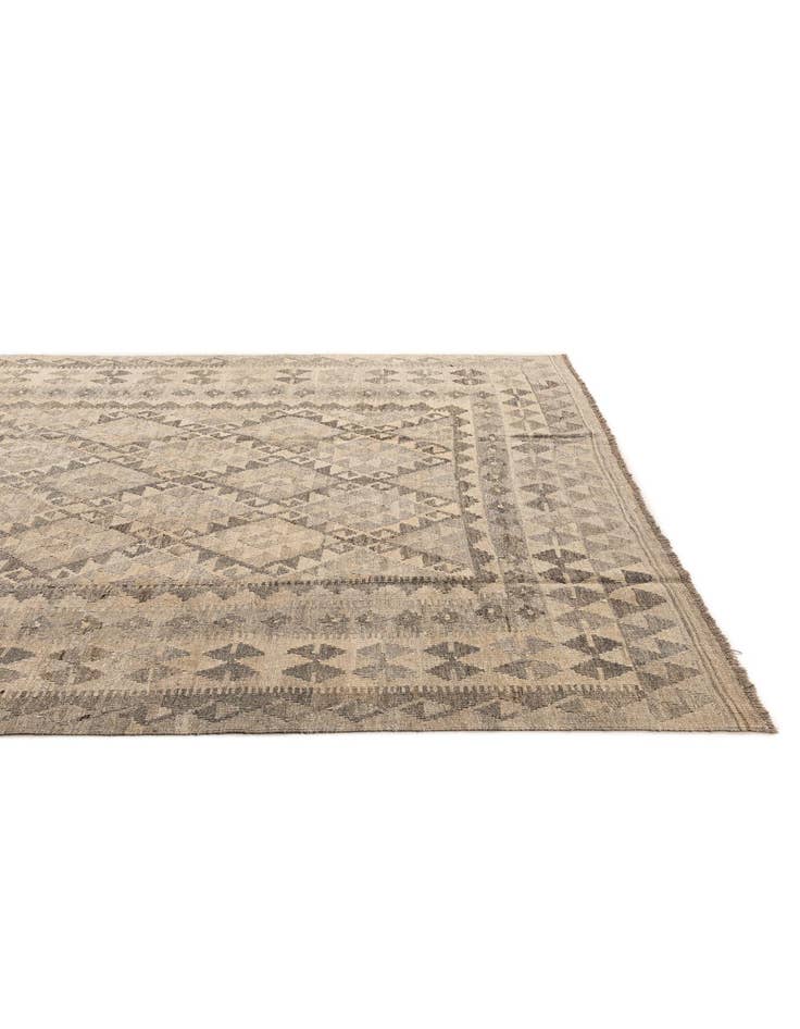 Detail image of  6' 6 x 9' 10  Hand Woven Kilim Maymana Wool Rug