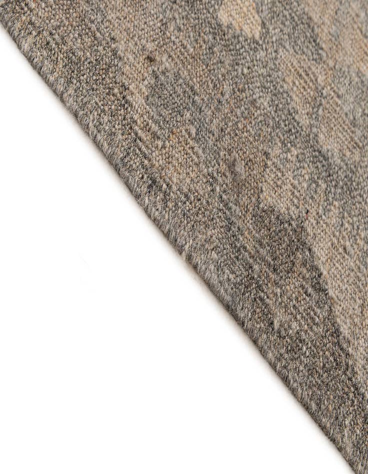 Detail image of  6' 7 x 9' 10  Hand Woven Kilim Maymana Wool Rug