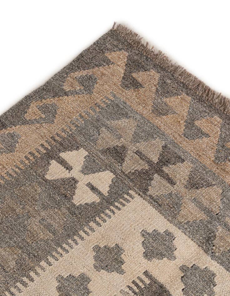 Detail image of  6' 7 x 9' 10  Hand Woven Kilim Maymana Wool Rug