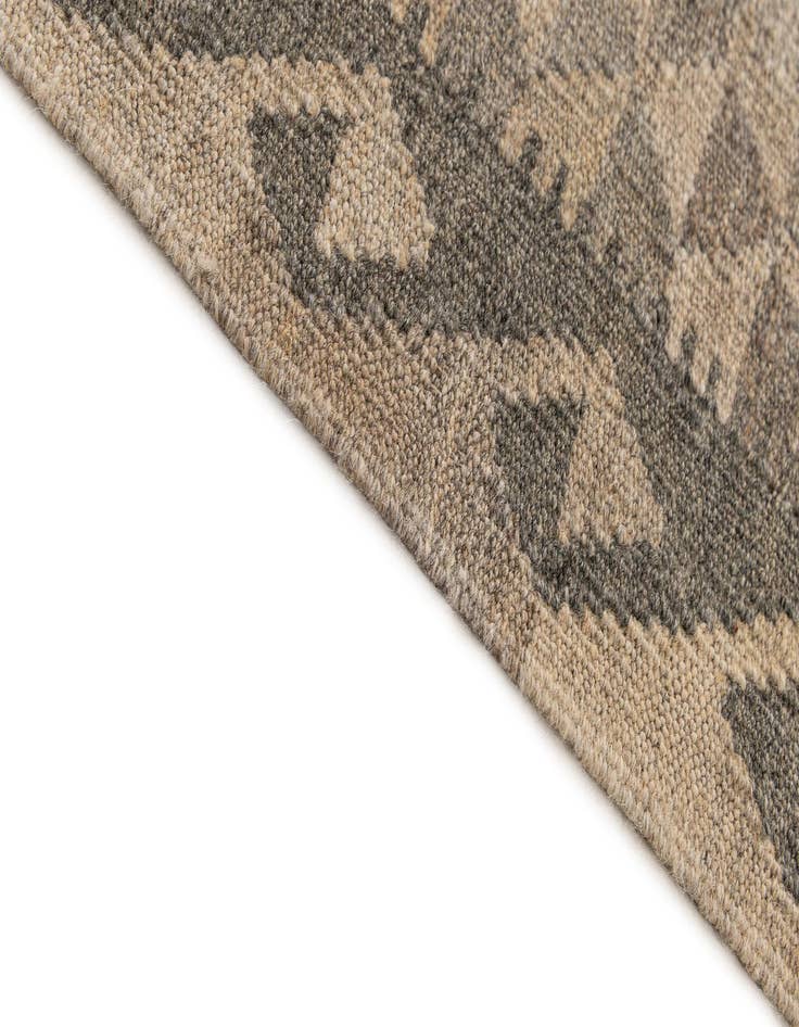Detail image of  6' 9 x 9' 11  Hand Woven Kilim Maymana Wool Rug
