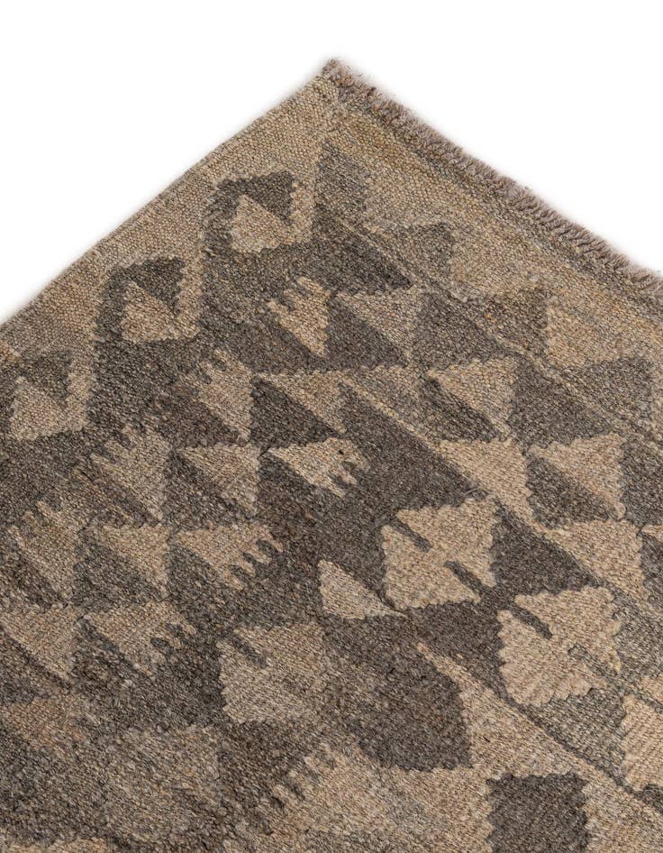 Detail image of  6' 9 x 9' 11  Hand Woven Kilim Maymana Wool Rug