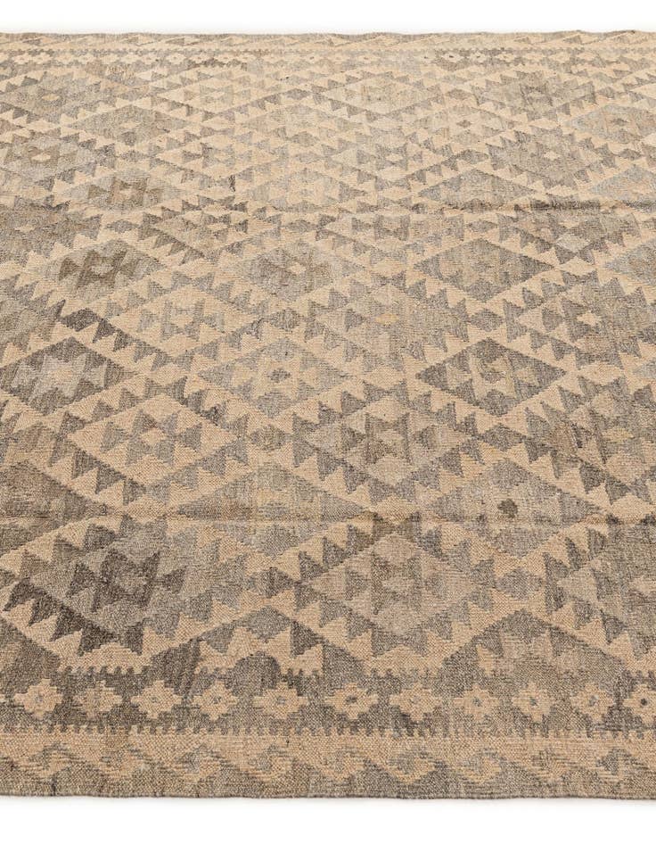 Detail image of  6' 6 x 9' 9  Hand Woven Kilim Maymana Wool Rug