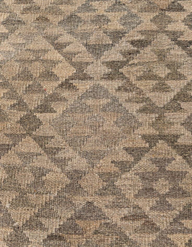 Detail image of  6' 7 x 9' 9  Hand Woven Kilim Maymana Wool Rug