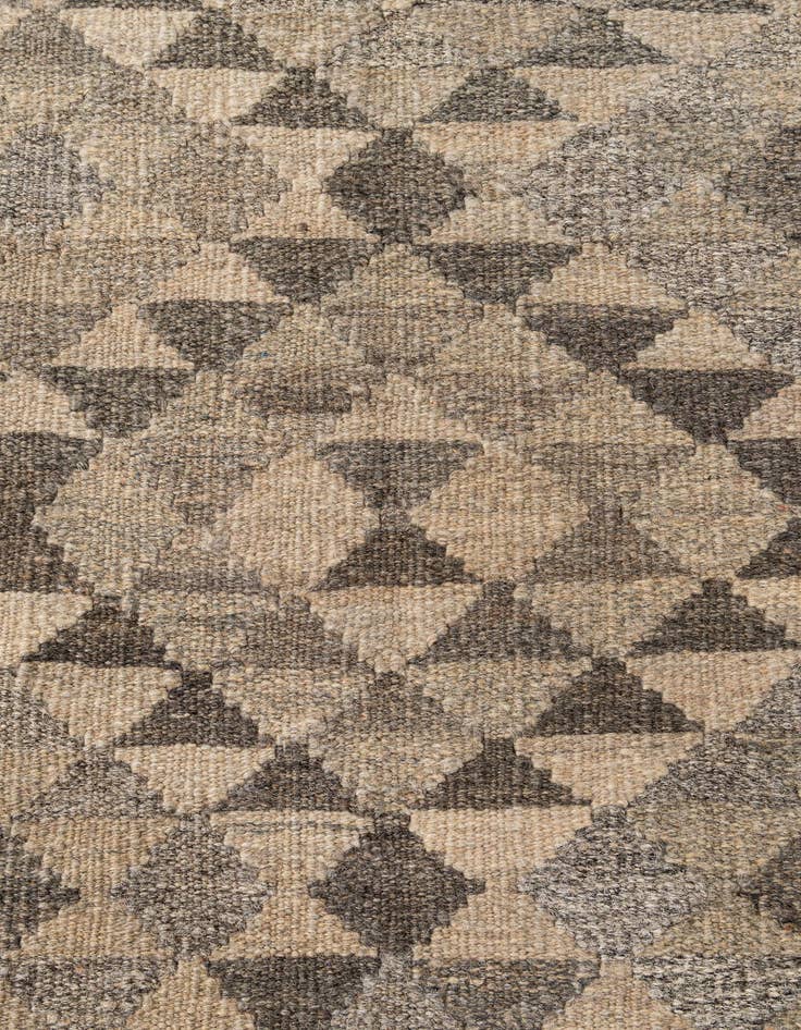 Detail image of  6' 7 x 9' 9  Hand Woven Kilim Maymana Wool Rug