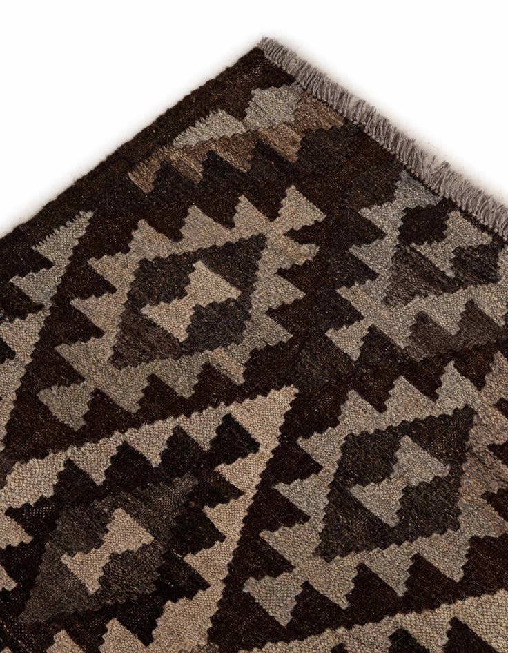 Detail image of  6' 9 x 9' 1  Hand Woven Kilim Maymana Wool Rug