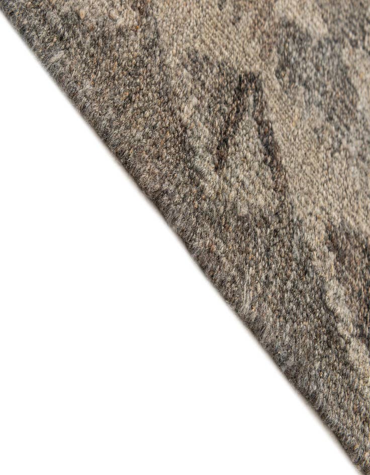 Detail image of  6' 7 x 10' 4  Hand Woven Kilim Maymana Wool Rug