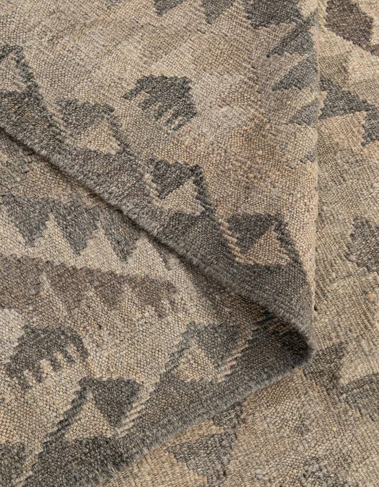 Detail image of  6' 8 x 10' 3  Hand Woven Kilim Maymana Wool Rug