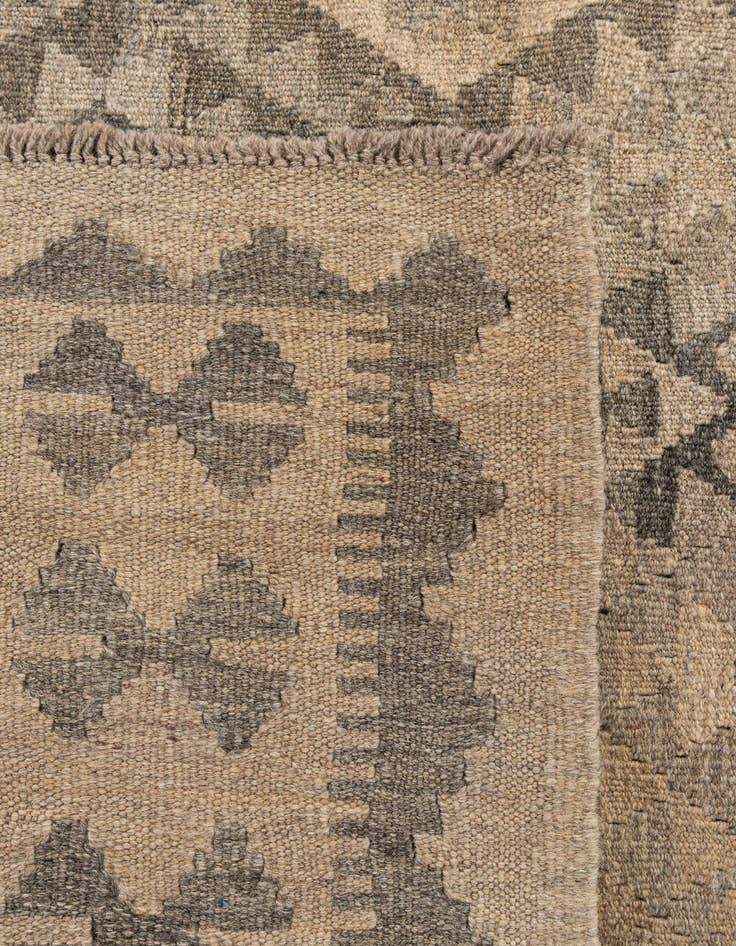 Detail image of  6' 8 x 10' 3  Hand Woven Kilim Maymana Wool Rug