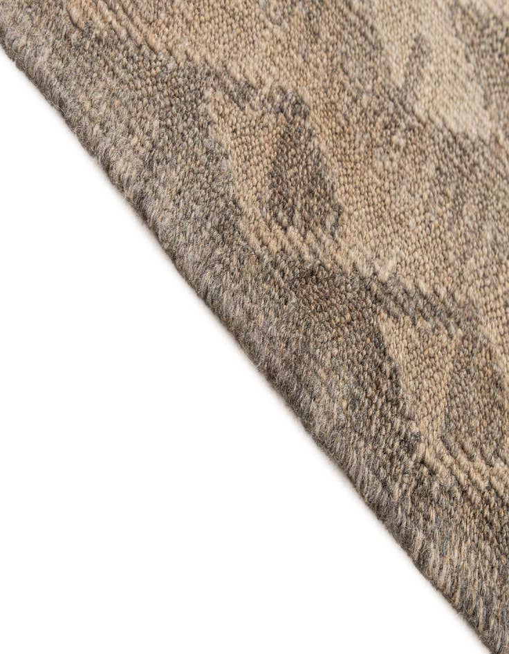 Detail image of  6' 8 x 10' 2  Hand Woven Kilim Maymana Wool Rug