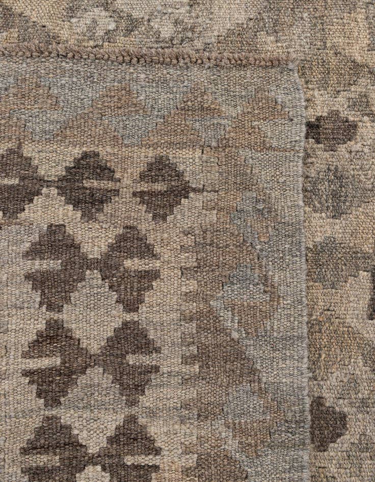 Detail image of  6' 6 x 10'  Hand Woven Kilim Maymana Wool Rug