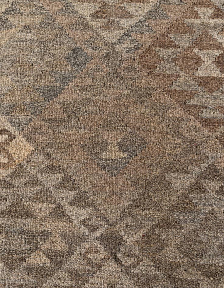 Detail image of  6' 6 x 10' 3  Hand Woven Kilim Maymana Wool Rug