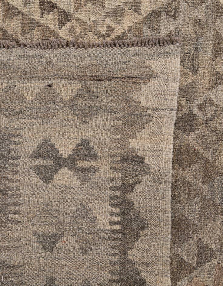 Detail image of  6' 6 x 10' 3  Hand Woven Kilim Maymana Wool Rug