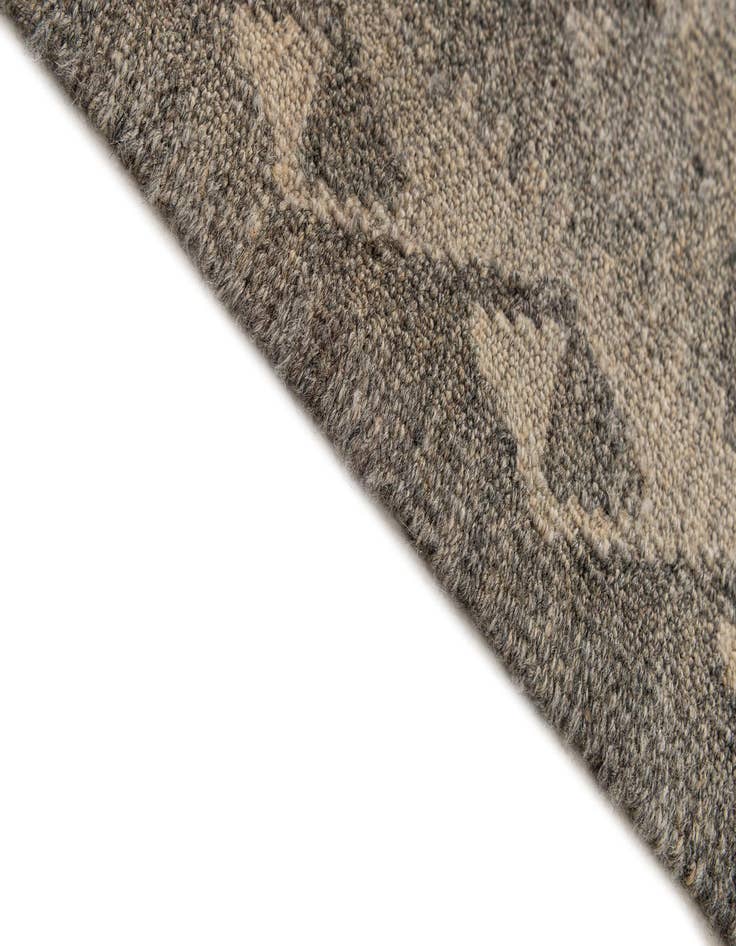 Detail image of  6' 6 x 10'  Hand Woven Kilim Maymana Wool Rug