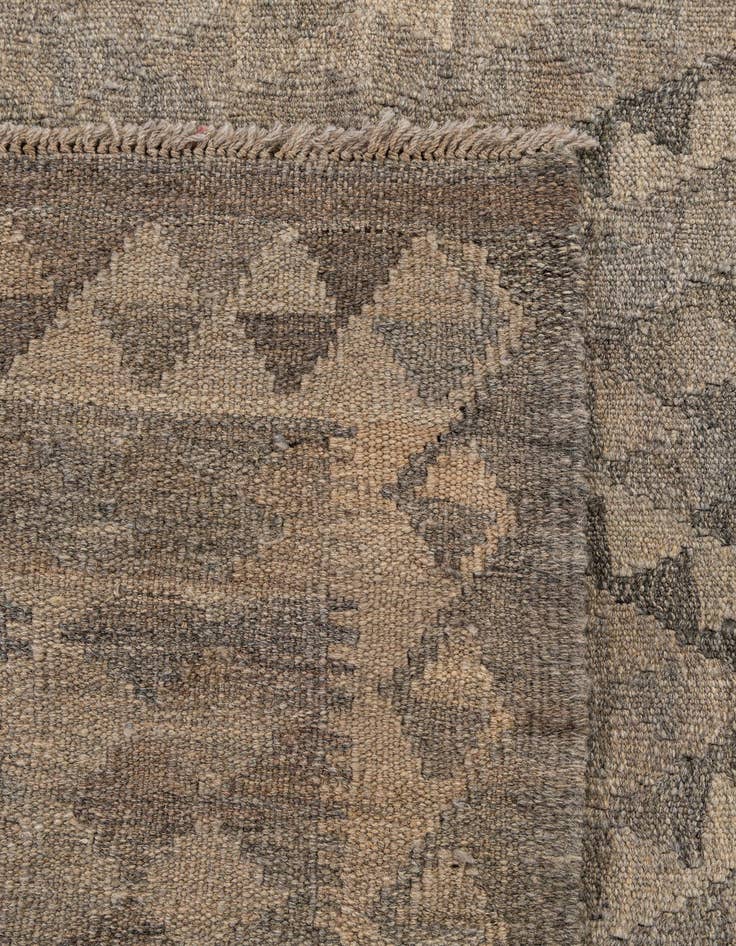 Detail image of  6' 6 x 10'  Hand Woven Kilim Maymana Wool Rug