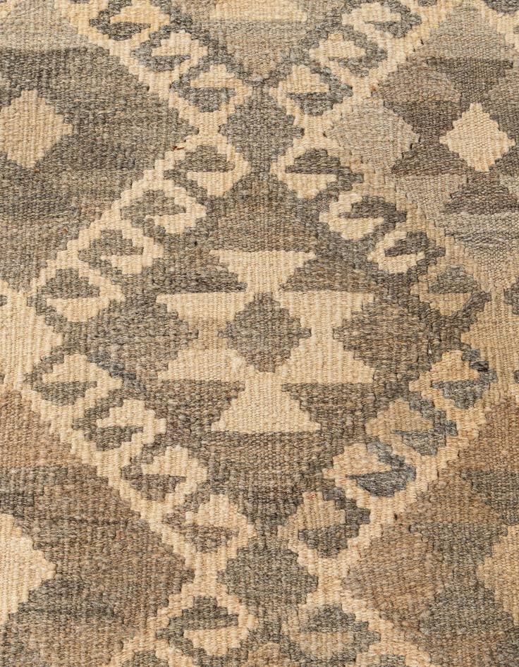 Detail image of  6' 9 x 9' 5  Hand Woven Kilim Maymana Wool Rug
