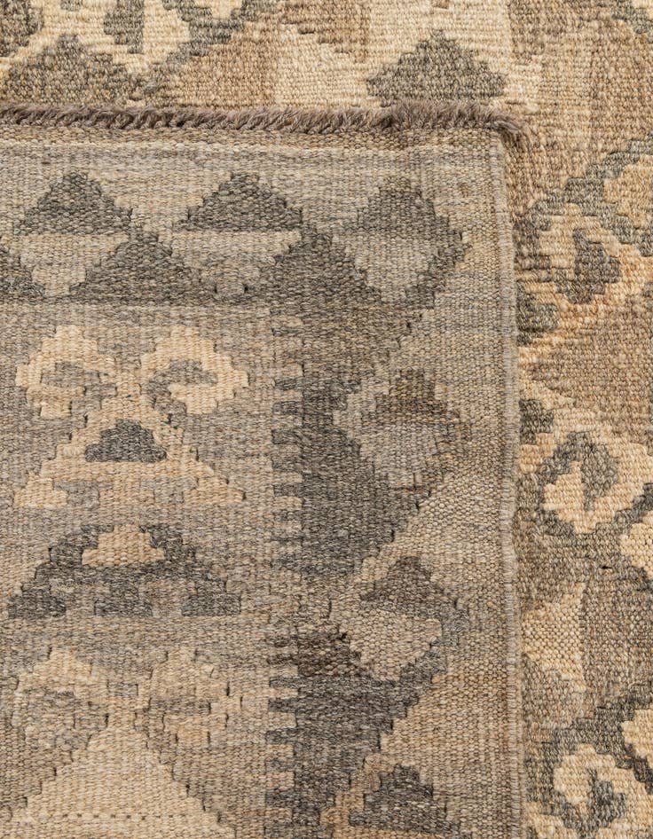 Detail image of  6' 9 x 9' 5  Hand Woven Kilim Maymana Wool Rug