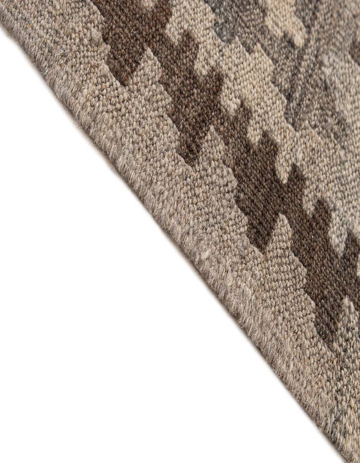 Detail image of  7' x 9' 6  Hand Woven Kilim Maymana Wool Rug
