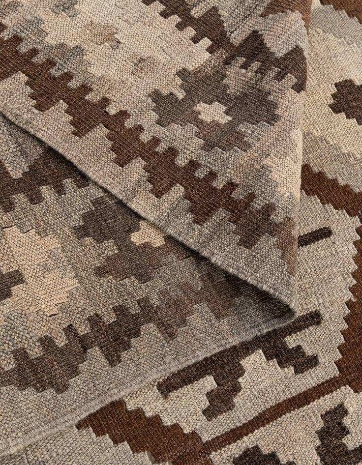 Detail image of  7' x 9' 6  Hand Woven Kilim Maymana Wool Rug