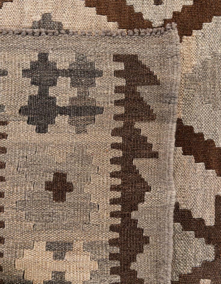 Detail image of  7' x 9' 6  Hand Woven Kilim Maymana Wool Rug
