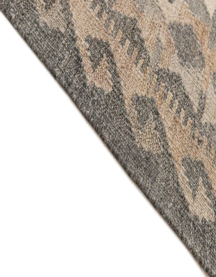 Detail image of  7' 1 x 9' 8  Hand Woven Kilim Maymana Wool Rug