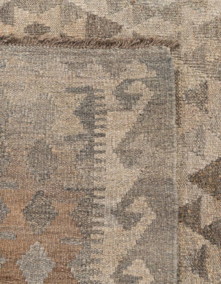 Detail image of  6' 11 x 9' 7  Hand Woven Kilim Maymana Wool Rug