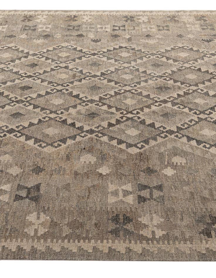 Detail image of  6' 11 x 9' 8  Hand Woven Kilim Maymana Wool Rug