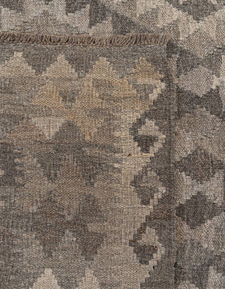 Detail image of  6' 11 x 9' 7  Hand Woven Kilim Maymana Wool Rug