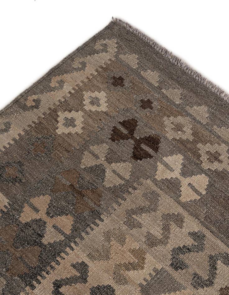 Detail image of  7' x 9' 7  Hand Woven Kilim Maymana Wool Rug