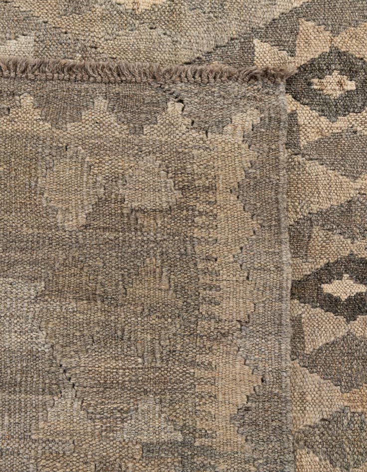 Detail image of  7' x 9' 8  Hand Woven Kilim Maymana Wool Rug