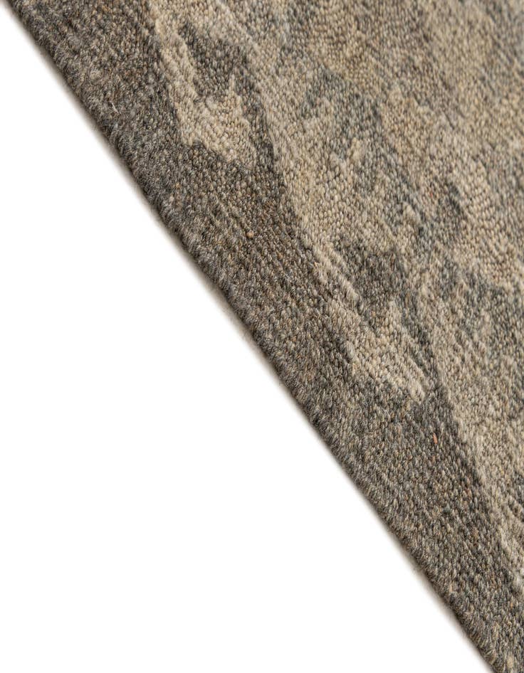 Detail image of  6' 11 x 9' 8  Hand Woven Kilim Maymana Wool Rug