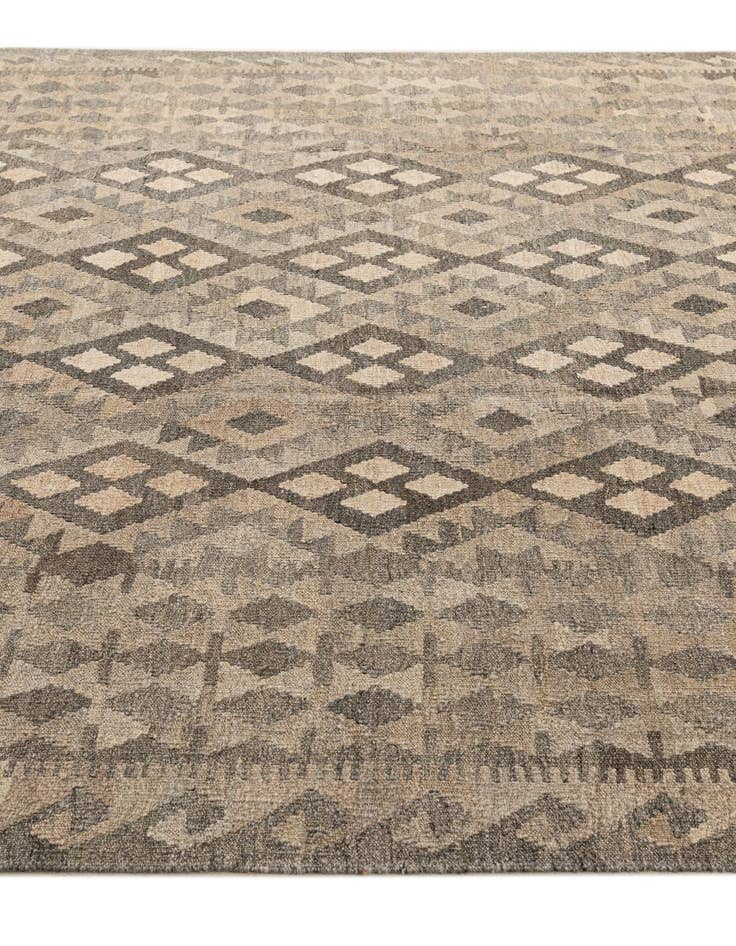 Detail image of  7' 1 x 9' 7  Hand Woven Kilim Maymana Wool Rug