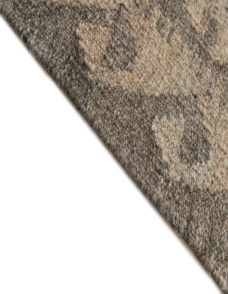 Detail image of  7' 1 x 9' 7  Hand Woven Kilim Maymana Wool Rug