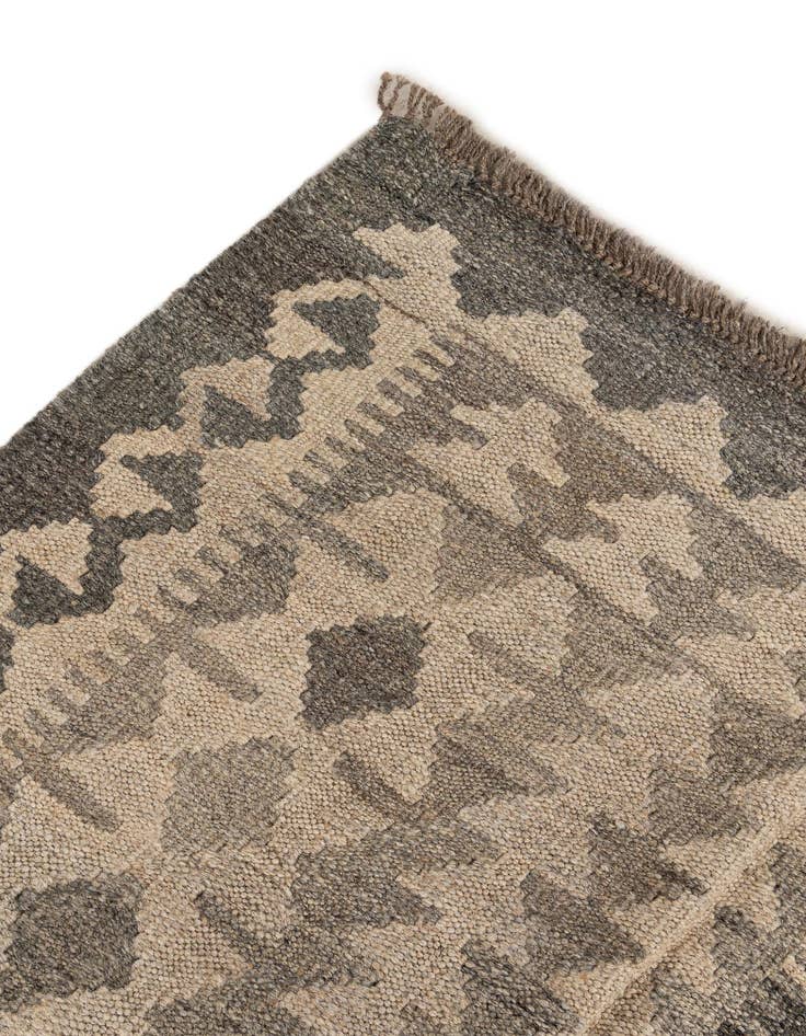 Detail image of  6' 11 x 9' 7  Hand Woven Kilim Maymana Wool Rug