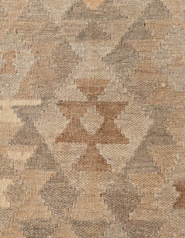 Detail image of  6' 10 x 9' 7  Hand Woven Kilim Maymana Wool Rug