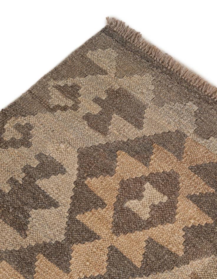 Detail image of  6' 10 x 9' 7  Hand Woven Kilim Maymana Wool Rug