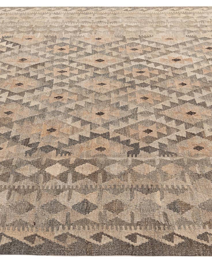 Detail image of  6' 11 x 9' 7  Hand Woven Kilim Maymana Wool Rug