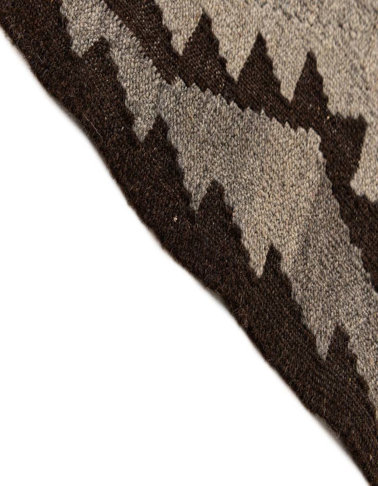 Detail image of  6' 11 x 9' 5  Hand Woven Kilim Maymana Wool Rug
