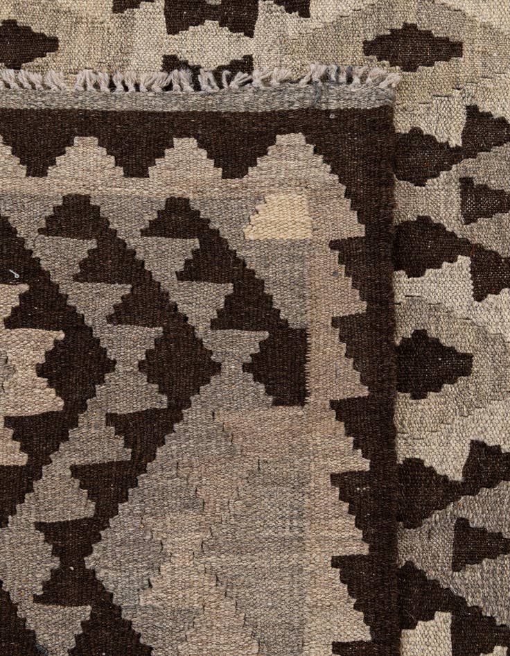 Detail image of  6' 11 x 9' 5  Hand Woven Kilim Maymana Wool Rug