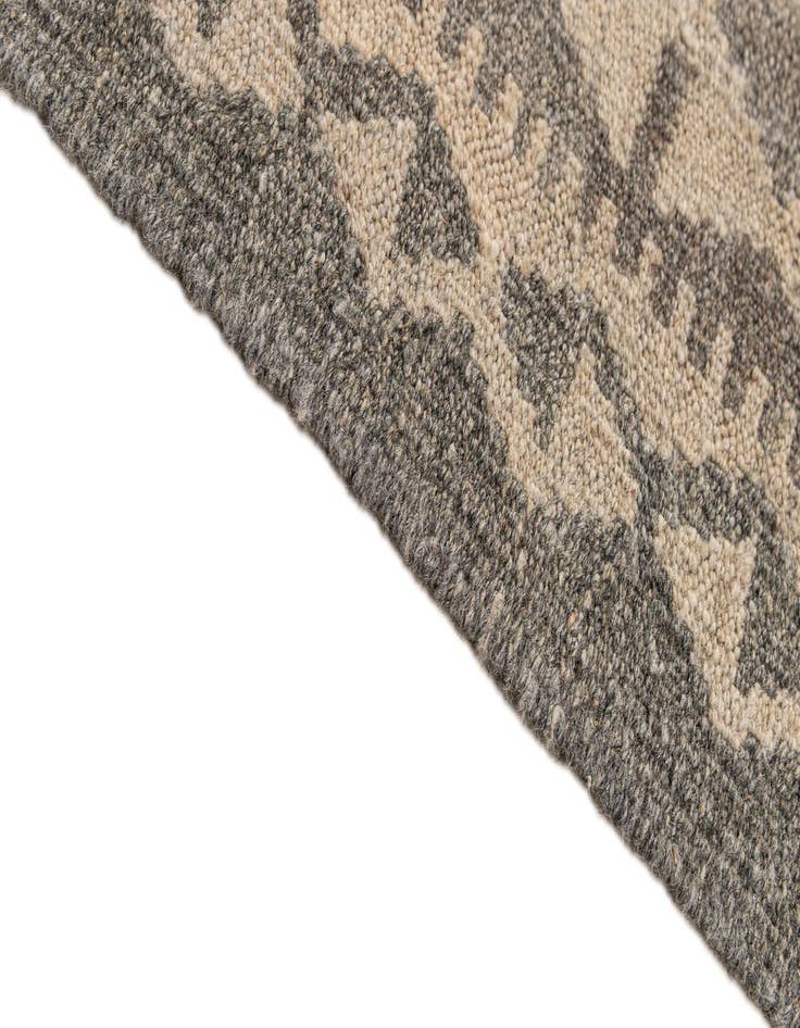 Detail image of  6' 10 x 9' 7  Hand Woven Kilim Maymana Wool Rug