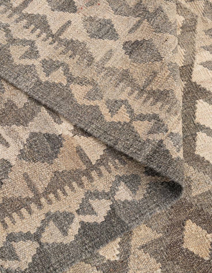 Detail image of  6' 10 x 9' 7  Hand Woven Kilim Maymana Wool Rug