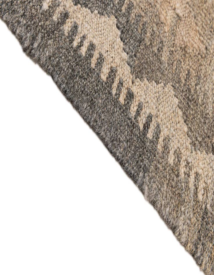 Detail image of  6' 7 x 9' 7  Hand Woven Kilim Maymana Wool Rug