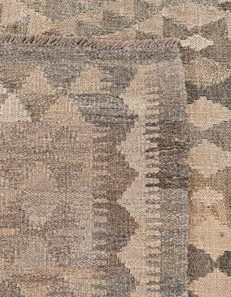Detail image of  6' 7 x 9' 7  Hand Woven Kilim Maymana Wool Rug