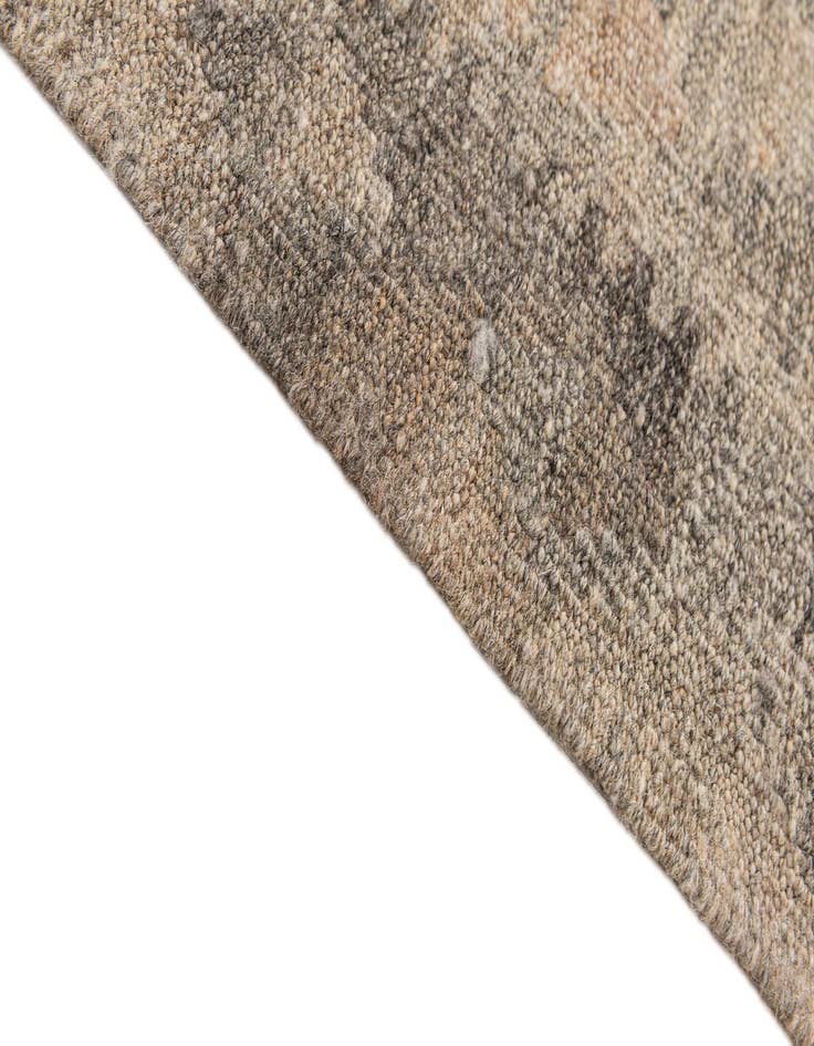 Detail image of  6' 11 x 9' 8  Hand Woven Kilim Maymana Wool Rug