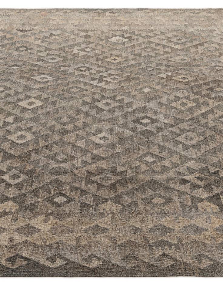 Detail image of  6' 10 x 9' 7  Hand Woven Kilim Maymana Wool Rug