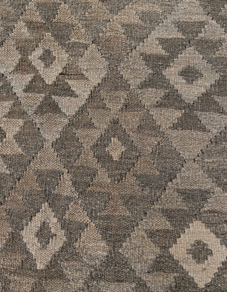 Detail image of  6' 10 x 9' 7  Hand Woven Kilim Maymana Wool Rug