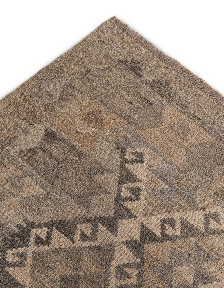 Detail image of  6' 9 x 9' 8  Hand Woven Kilim Maymana Wool Rug