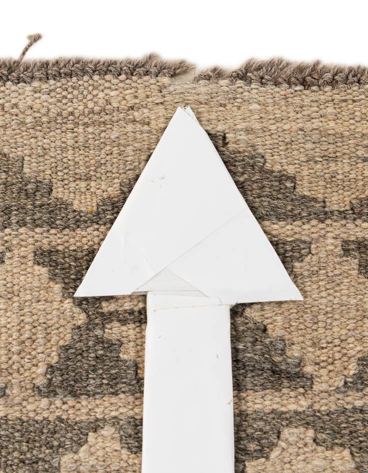 Detail image of  6' 10 x 9' 8  Hand Woven Kilim Maymana Wool Rug