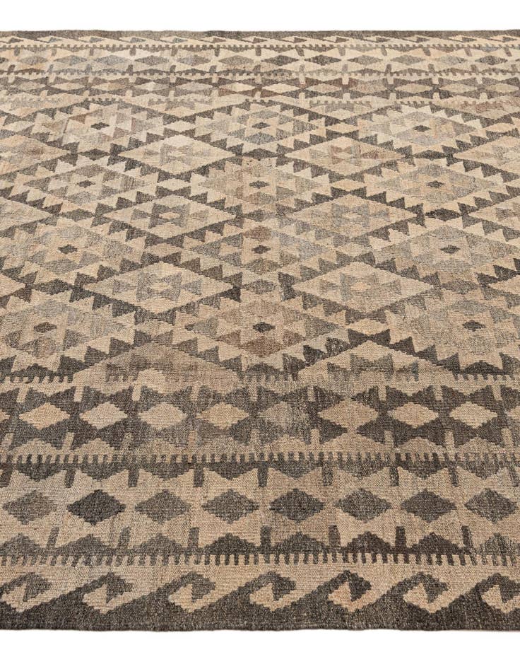 Detail image of  6' 10 x 9' 9  Hand Woven Kilim Maymana Wool Rug